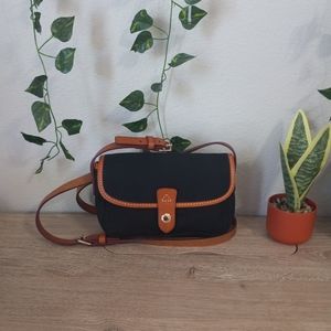 🦆 Dooney & Bourke Mini Black Canvas Crossbody Purse EUC 🦆